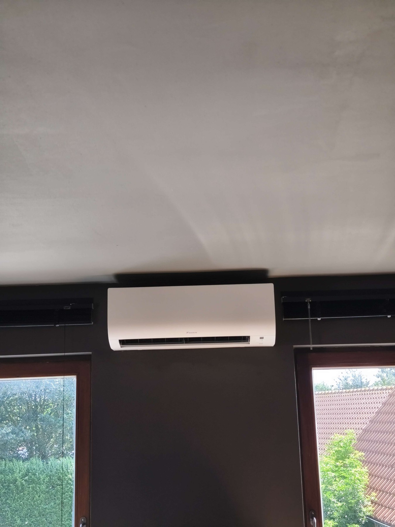 Daikin Comfora-binnenunit van de slaapkamerairco